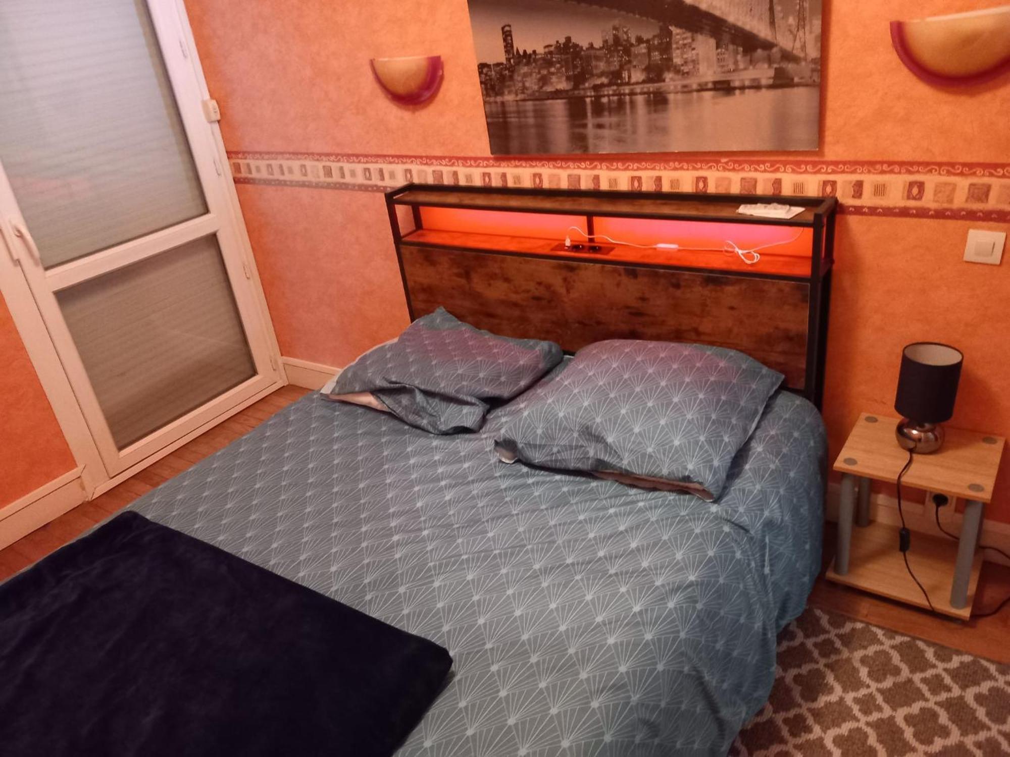 Cap Sud - 53M2- Vue Pyrenees- Hypercentre-Wifi Fibre -Nouvelle Literie Lägenhet Tarbes Exteriör bild